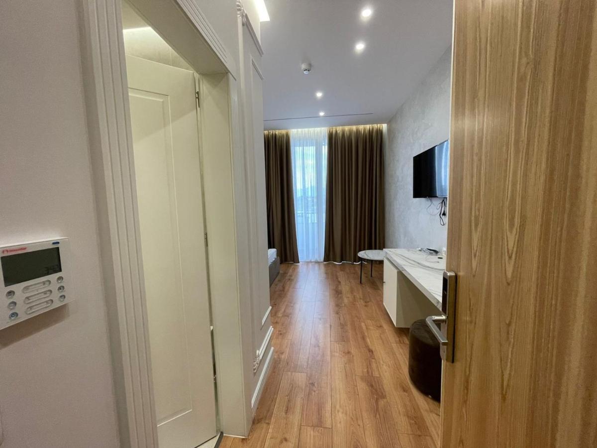Hotel Ujvara Belsh Ngoại thất bức ảnh