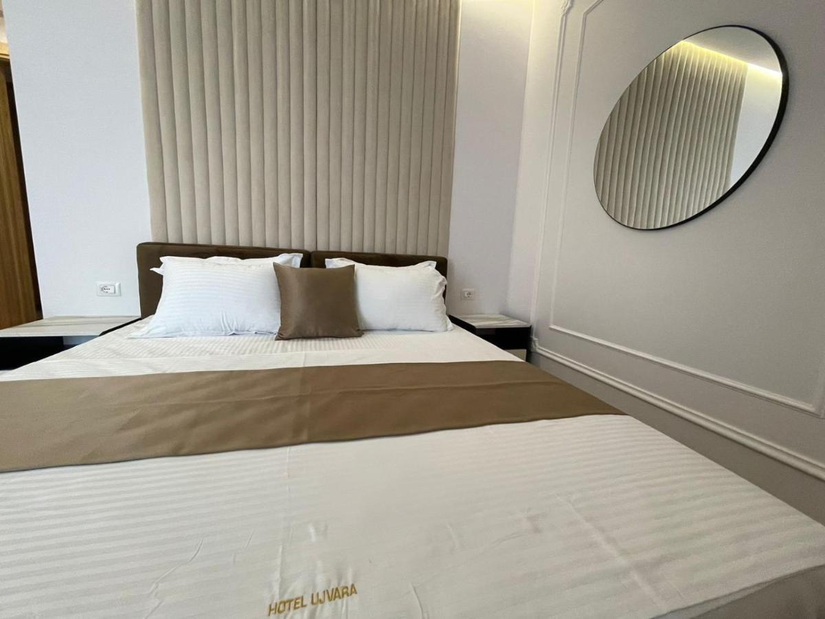 Hotel Ujvara Belsh Ngoại thất bức ảnh