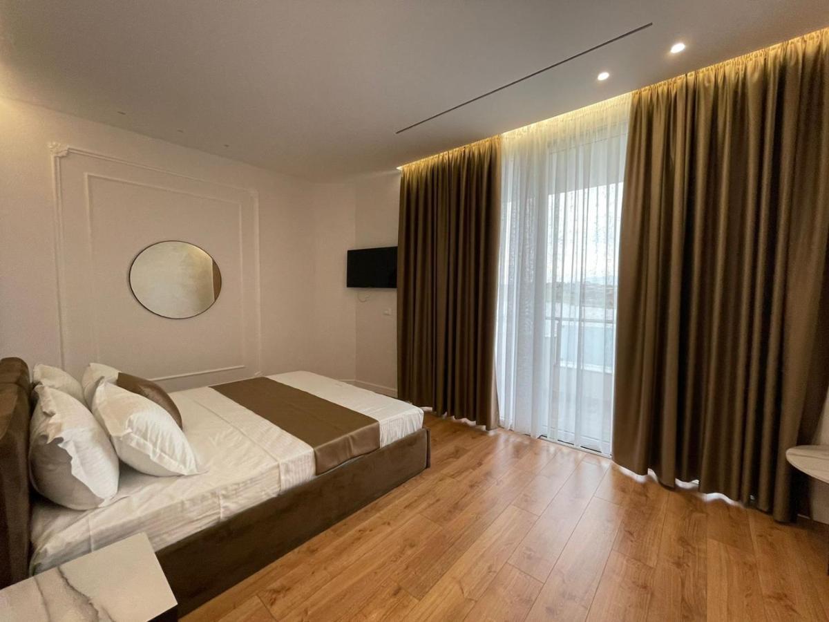 Hotel Ujvara Belsh Ngoại thất bức ảnh