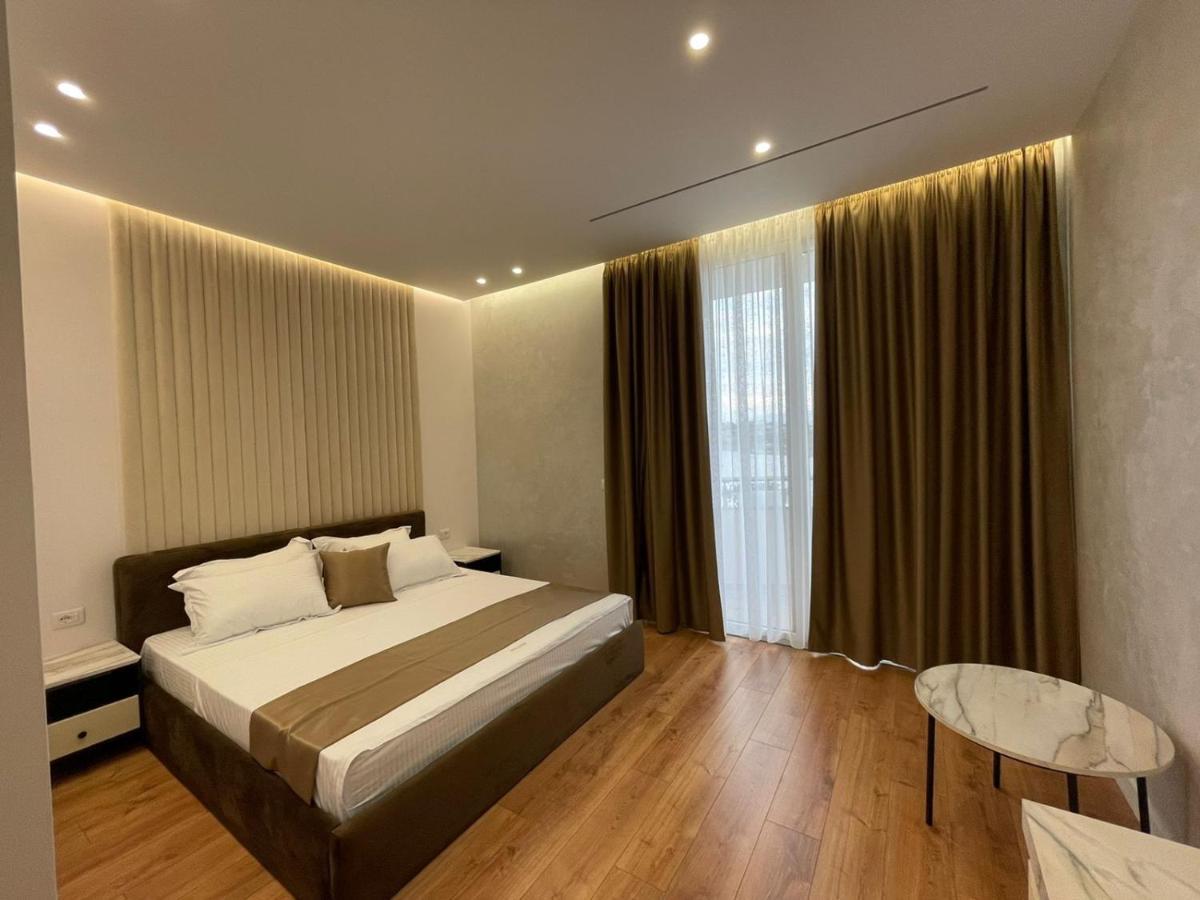 Hotel Ujvara Belsh Ngoại thất bức ảnh