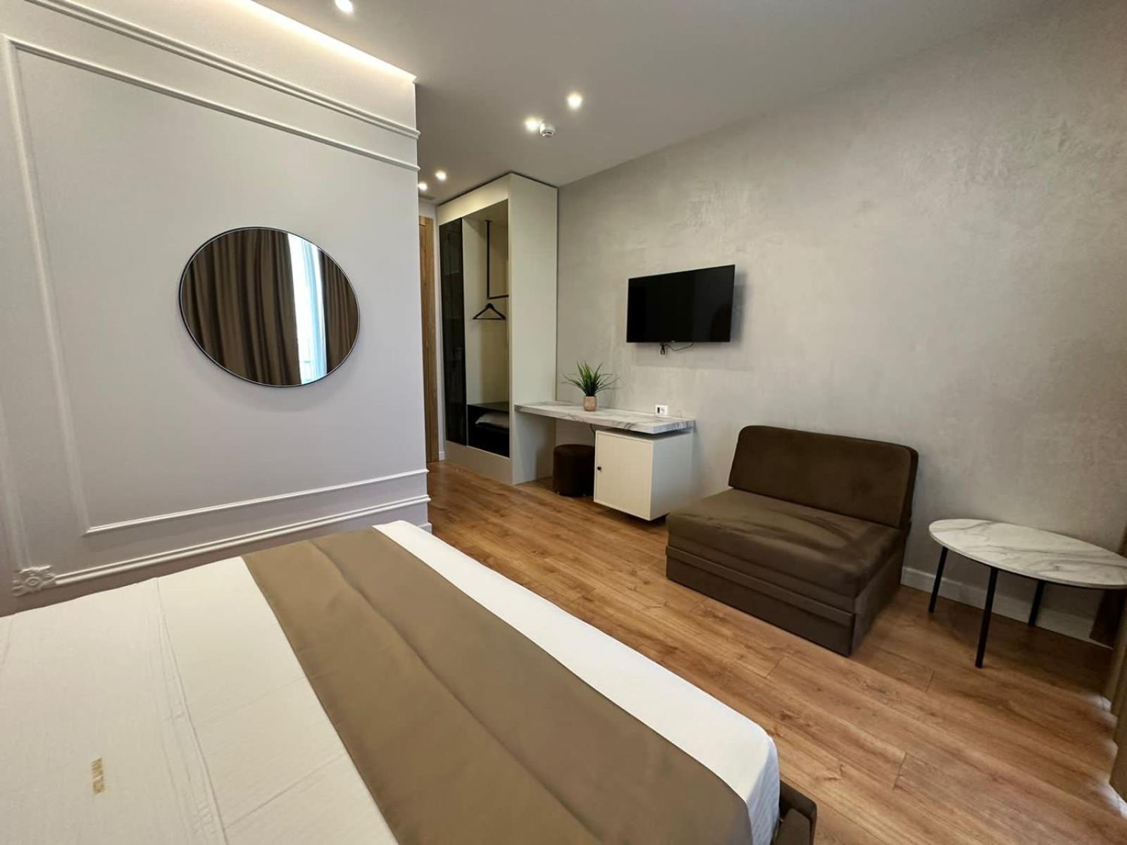Hotel Ujvara Belsh Ngoại thất bức ảnh